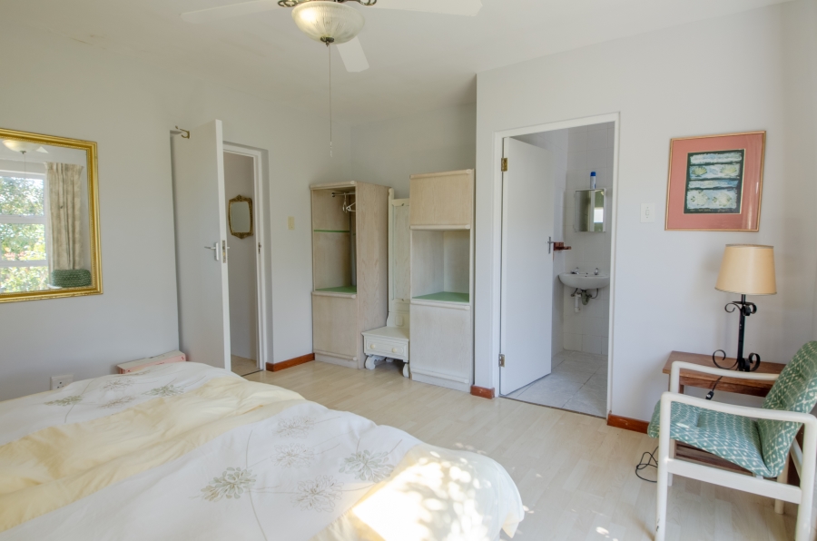 4 Bedroom Property for Sale in Pringle Bay Western Cape